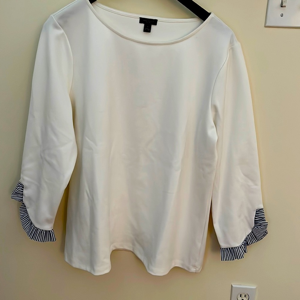 cute sweatshirt with ruffle at cuff